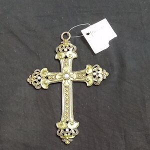 Green Wall / Palm Cross NWT Christian Church